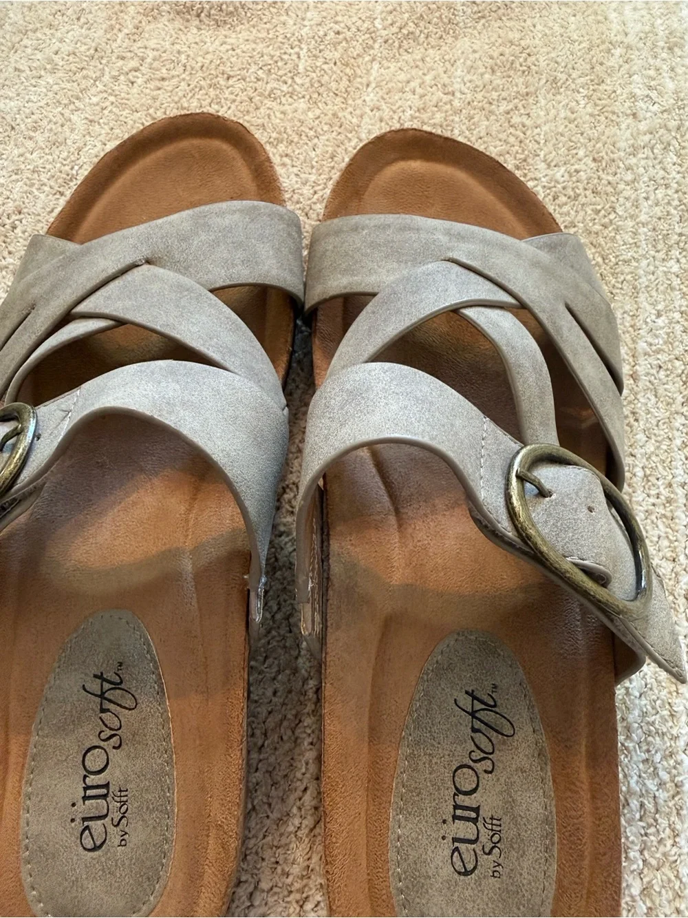 Eurosoft by Sofft. Taupe Slip-On Wedge Sandals for Women. Size 8. - Picture 2 of 6